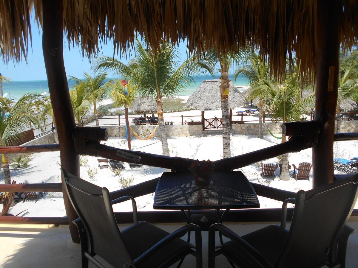 Beach Guesthouse Holbox Apartments & Suites Esterno foto